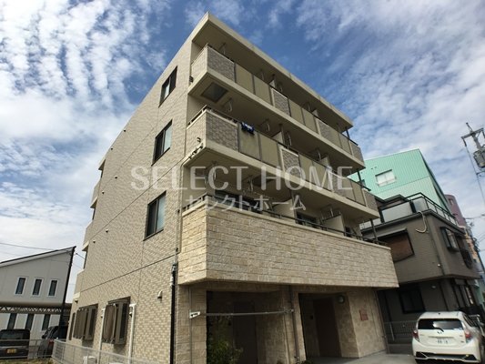 建物外観　外観は落ち着いています