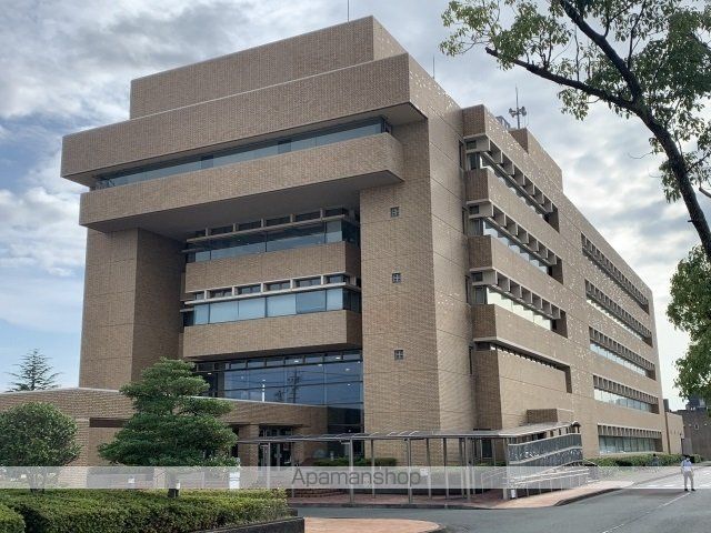 役所　袋井市役所（役所）まで700m