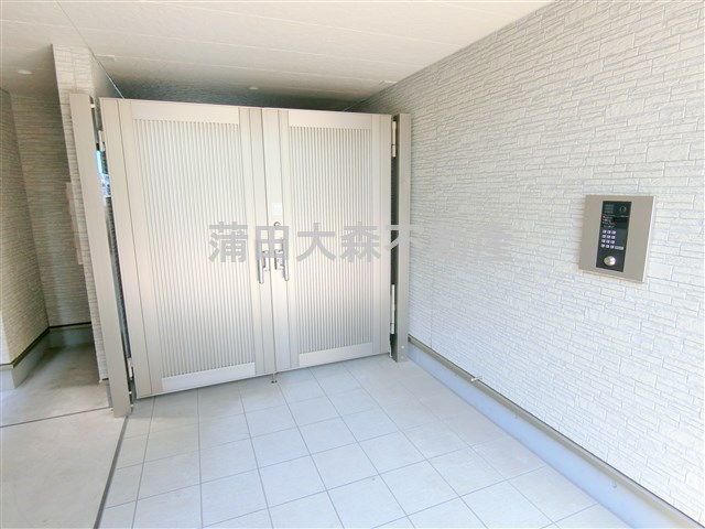 エントランス　TVモニター付オートロック