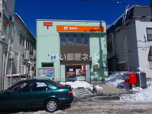 郵便局　青森長島郵便局（郵便局）まで202m