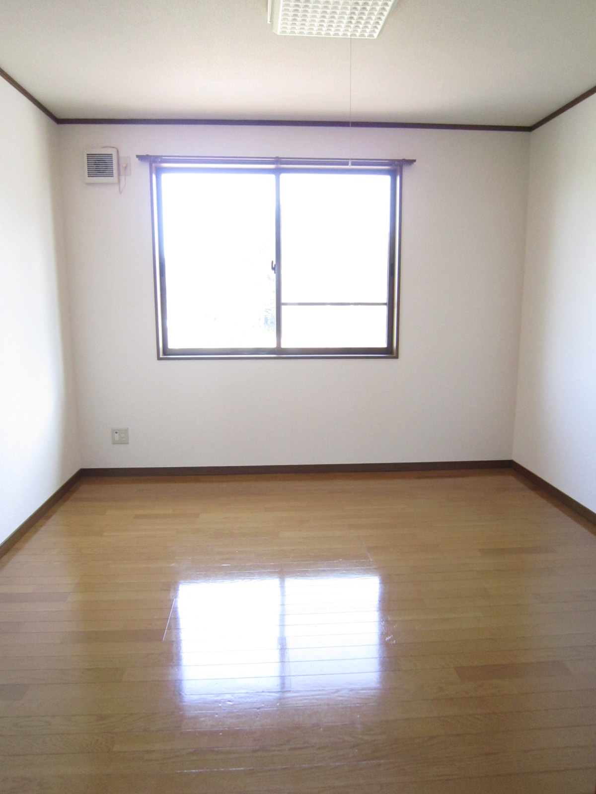 居室・リビング　※反転タイプ画像