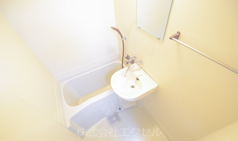 バス・シャワールーム　同等タイプのイメージ写真です。