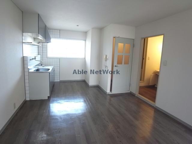 居室・リビング　同型タイプ部屋