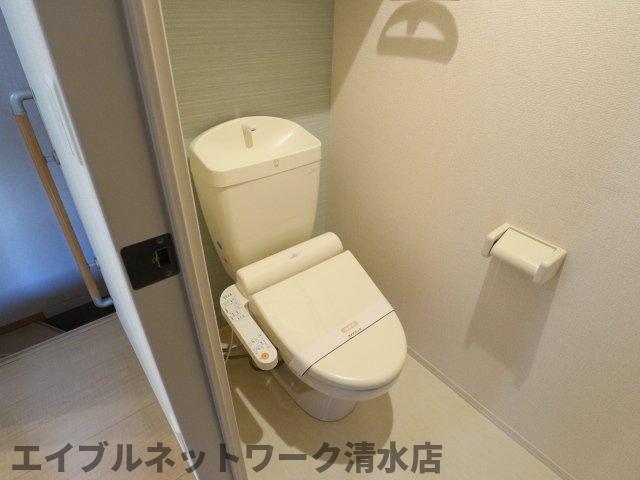 トイレ　トイレもきれいです