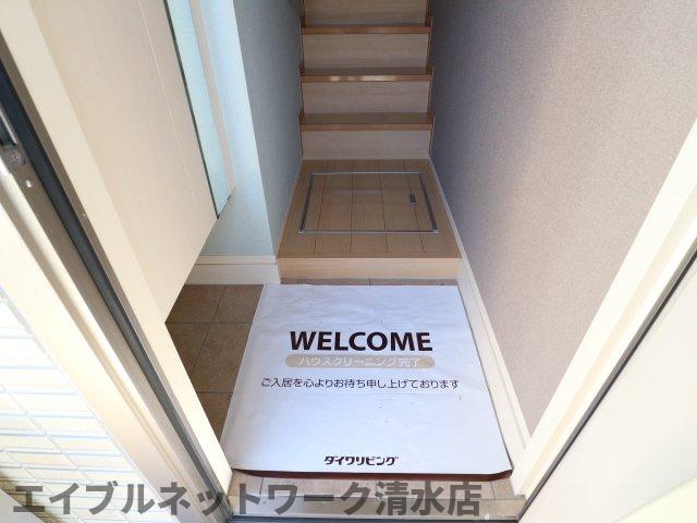 玄関　落ち着いた玄関です