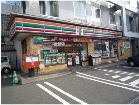 コンビニ　セブンイレブン北35条店（コンビニ）まで176m