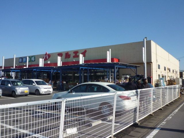 コンビニ　マルエイ（コンビニ）まで910m