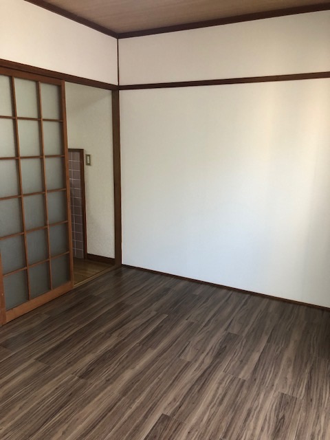 ナガタマンションの居間写真
