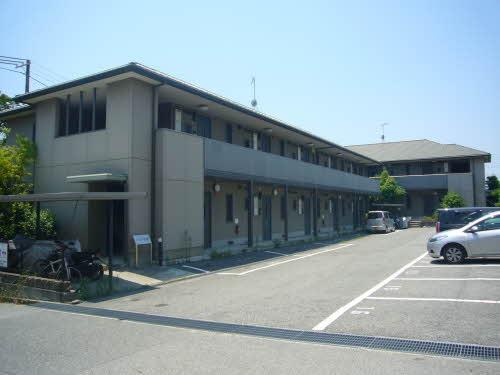 神戸市須磨区多井畑南町のアパートの建物外観