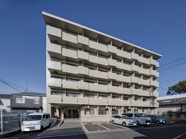 【広島市西区観音新町のマンションの建物外観】