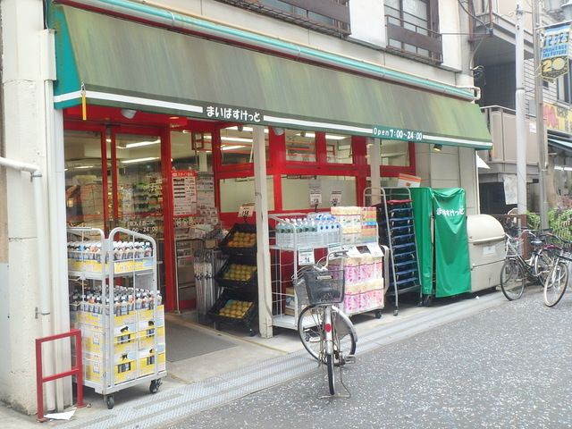 【川崎市中原区小杉陣屋町のアパートのスーパー】