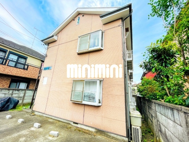 建物外観　オシャレなブラウン色の外観