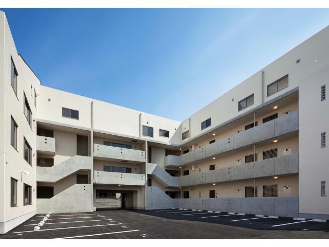 【豊橋市花田町のマンションの駐車場】