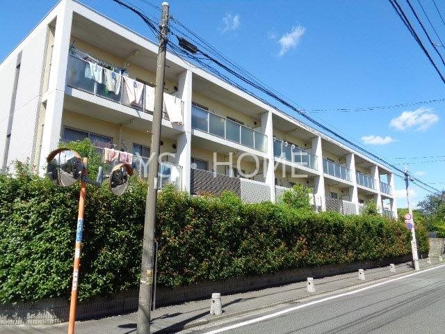 武蔵野市境南町のマンションの建物外観