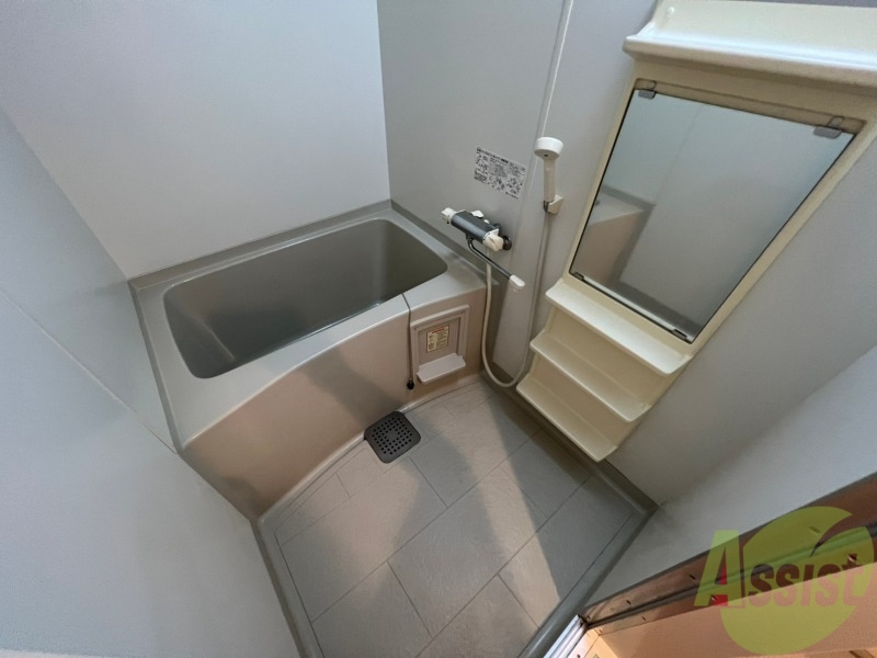 バス・シャワールーム　お風呂です。ゆっくりお風呂につかるのも体に良いですね～