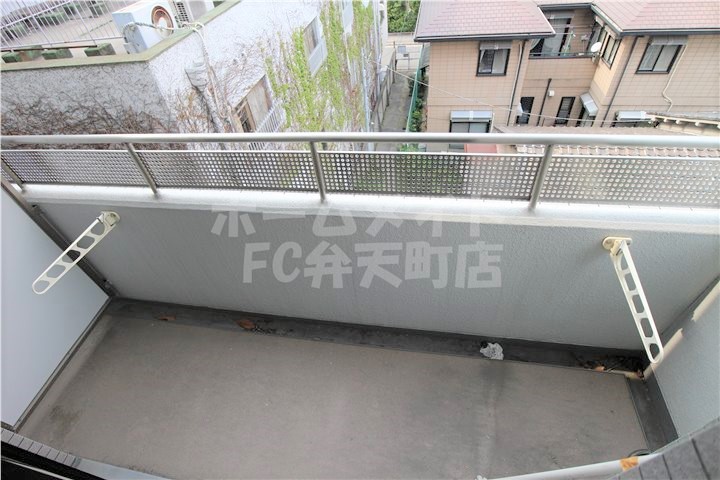 バルコニー　バルコニーがあります