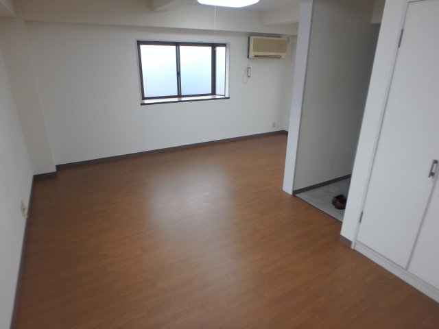 居室・リビング　おしゃれな居間です