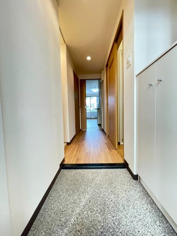 玄関　詳細は、RISUMO江坂本店→06-6155-7137まで♪