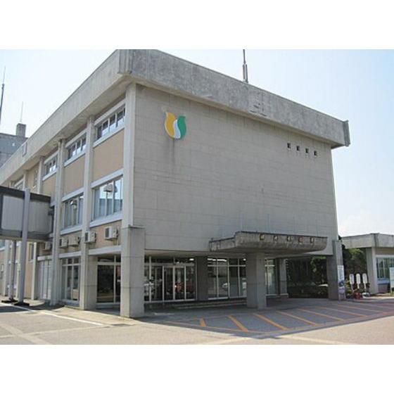 役所　砺波市役所（役所）まで1443m