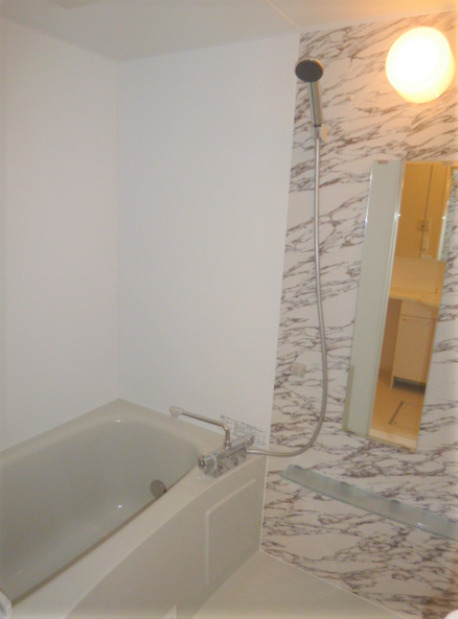 バス・シャワールーム　お風呂です