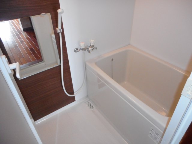 バス・シャワールーム　（※写真はイメージです、現況優先となります）