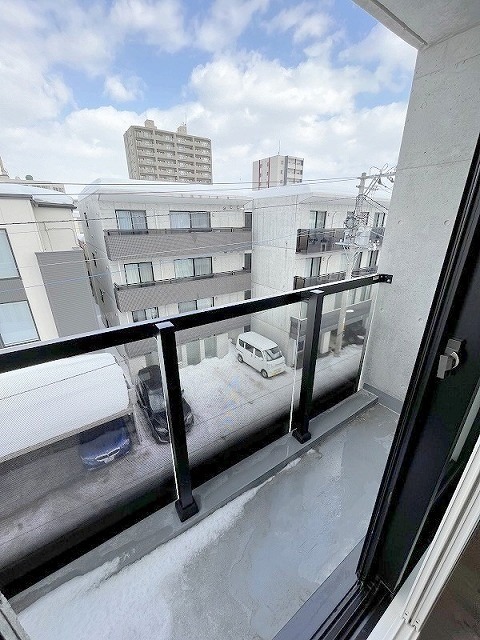 エヴァ琴似の内装写真