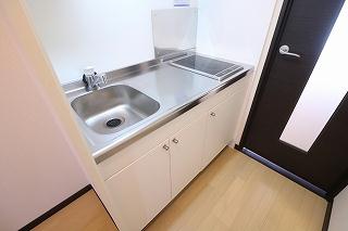 キッチン　同タイプの物件写真となります。