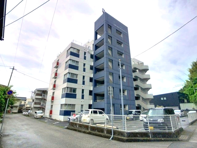 建物外観　2025年10月撮影