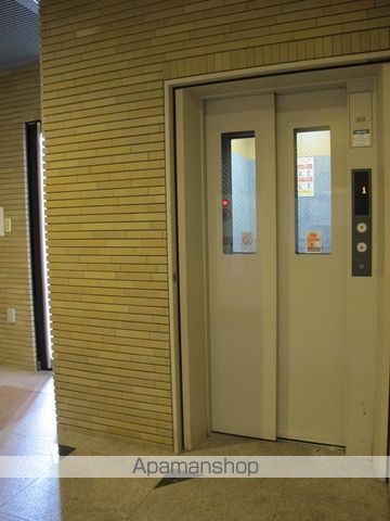 ロビー　ロビー