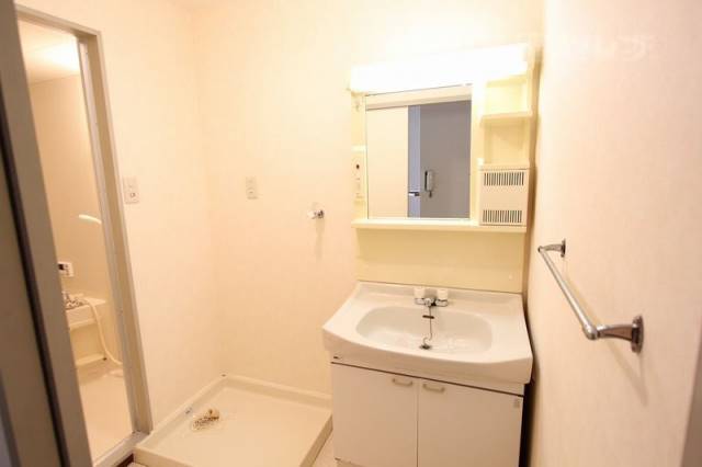 洗面設備　※別の部屋の写真を流用しています。