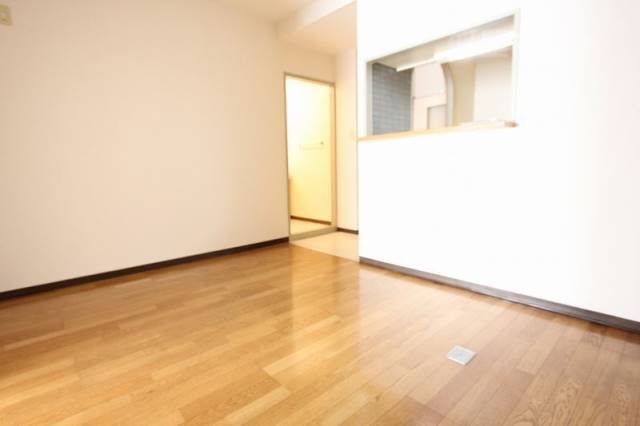 居室・リビング　ｌ※別の部屋の写真を流用しています。