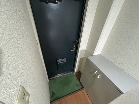 玄関　※別部屋の写真です