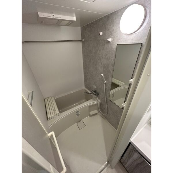 バス・シャワールーム　室内