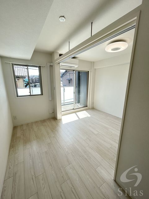 居室・リビング　同仕様