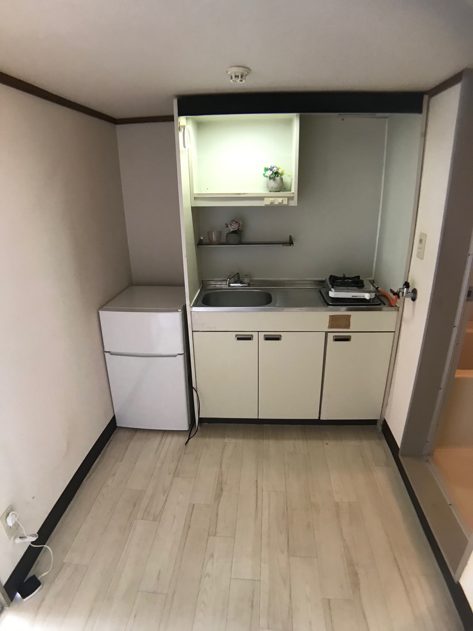 キッチン　つい料理したくなる（冷蔵庫は付いてません）