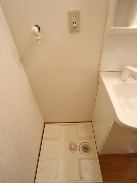 その他　※参考：２０３号室写真。