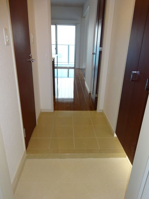 玄関　ゆったりとした玄関です