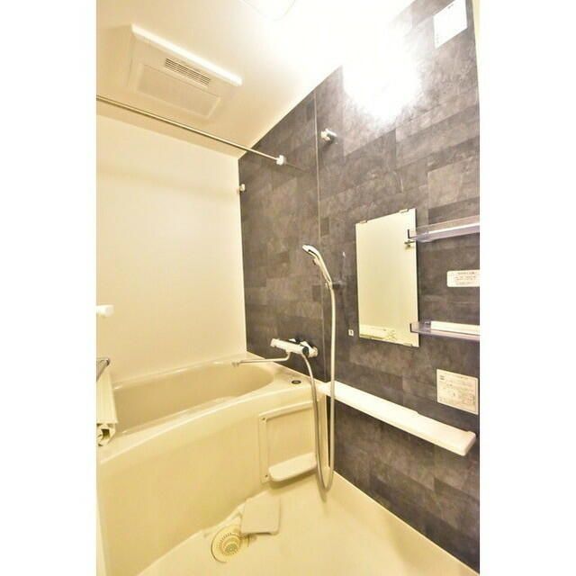 バス・シャワールーム　日々の暮らしに欠かせないお風呂です