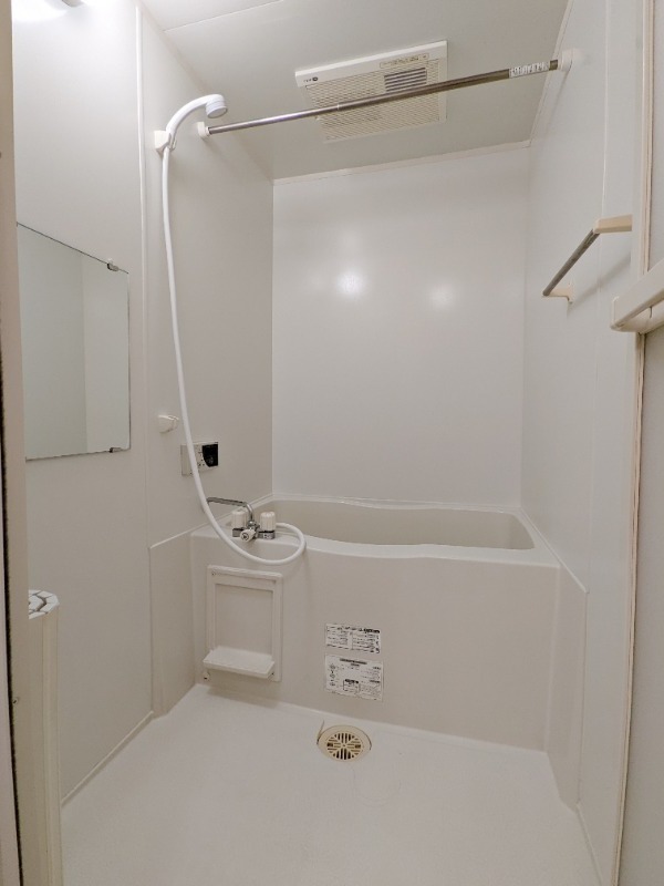 バス・シャワールーム　図面と現状に相違がある場合には現状を優先