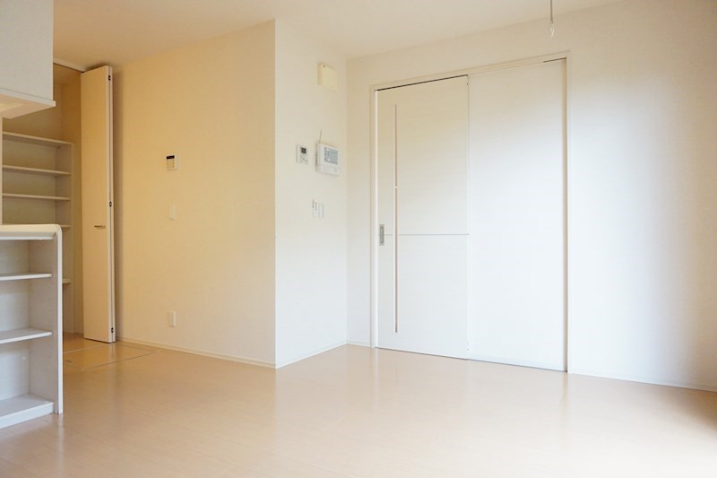 居室・リビング　※同アパート別部屋の参考写真です