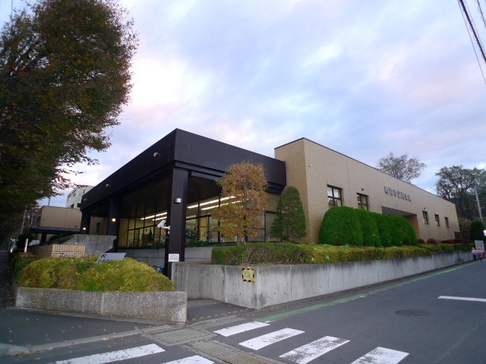 図書館　朝霞市立図書館（図書館）まで339m