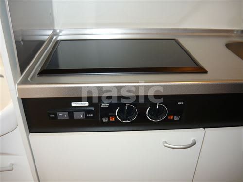 キッチン　ラジエントヒーター（２口）