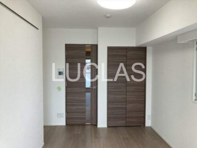 居室・リビング　白基調のくつろぎ空間♪