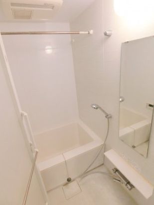 バス・シャワールーム　☆リラックスできるお風呂☆