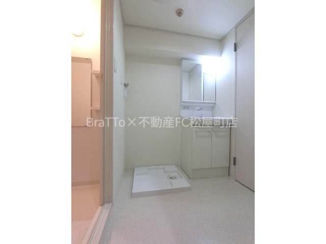 洗面設備　脱衣場