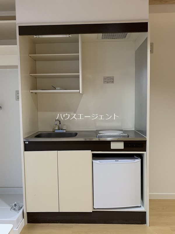 キッチン　ミニキッチン（コンロ・冷蔵庫は要確認）