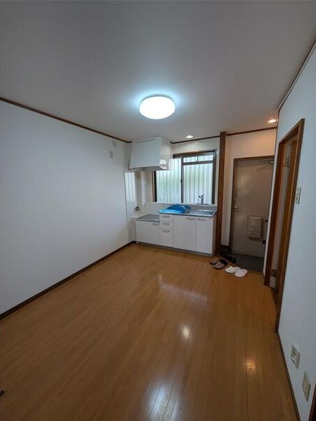 居室・リビング　開放感のあるゆったりとしたお部屋です♪