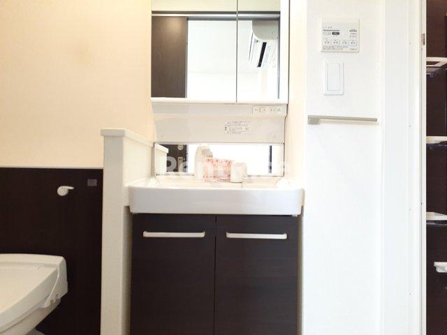 洗面設備　洗面所