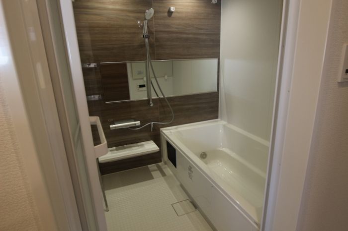 バス・シャワールーム