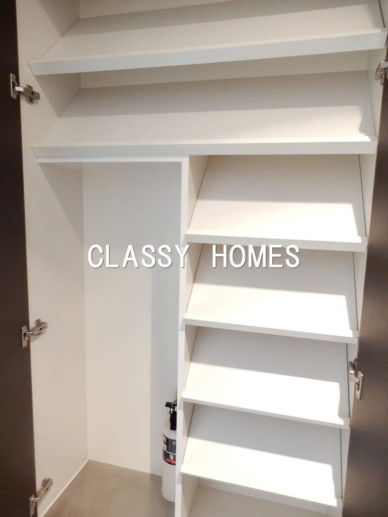 玄関　2004年竣工アクティ汐留：玄関